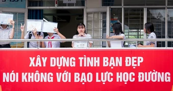 Học sinh TP.HCM râm ran đoán chủ đề thi lớp 10 môn ngữ văn