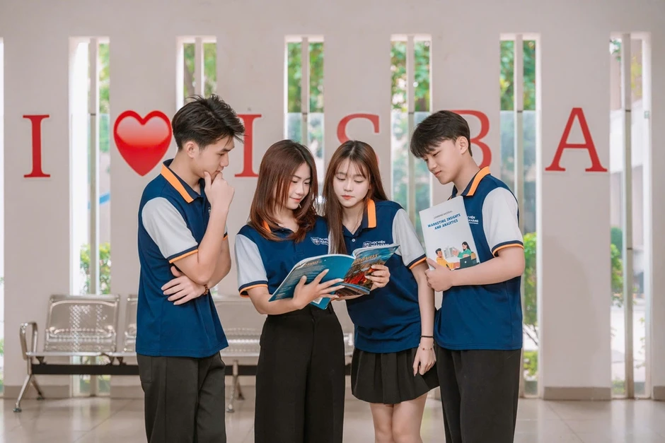 Học viện Ngân hàng công bố điểm sàn, bảng quy đổi điểm chuẩn Học viện Ngân hàng công bố điểm sàn, bảng quy đổi điểm chuẩn