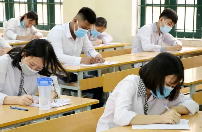 Hôm nay (11/3), học sinh Hà Nội thi 'thử' tốt nghiệp THPT 2026 Hôm nay (11/3), học sinh Hà Nội thi 'thử' tốt nghiệp THPT 2026