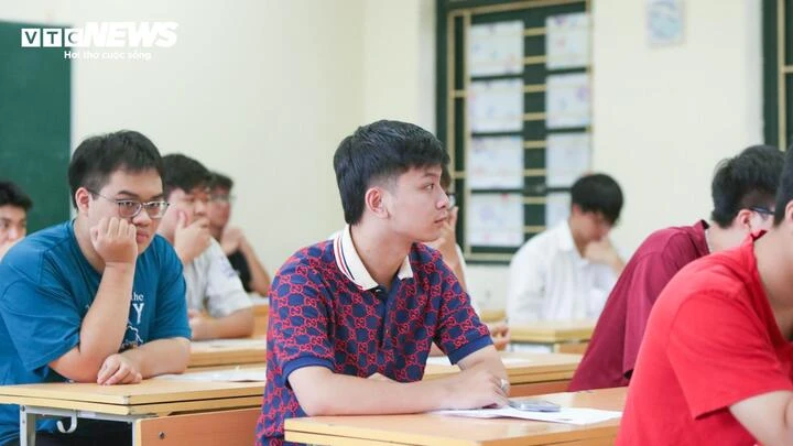 Hơn 1 triệu thí sinh bắt đầu đăng ký dự thi tốt nghiệp THPT 2026 Hơn 1 triệu thí sinh bắt đầu đăng ký dự thi tốt nghiệp THPT 2026