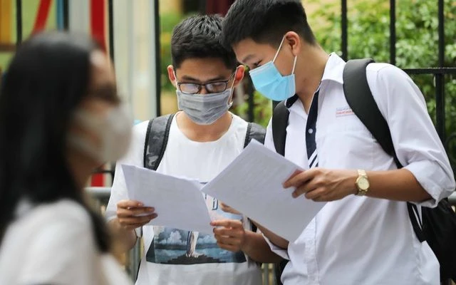 Hơn 1 triệu thí sinh bắt đầu đăng ký thi tốt nghiệp THPT 2026 Hơn 1 triệu thí sinh bắt đầu đăng ký thi tốt nghiệp THPT 2026