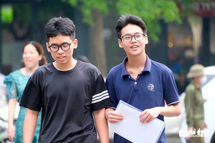 Hơn 123.000 thí sinh Hà Nội bước vào kỳ thi lớp 10, môn văn mở màn Hơn 123.000 thí sinh Hà Nội bước vào kỳ thi lớp 10, môn văn mở màn