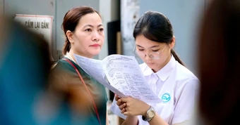 Hơn 123.000 thí sinh Hà Nội bước vào kỳ thi lớp 10, môn văn mở màn