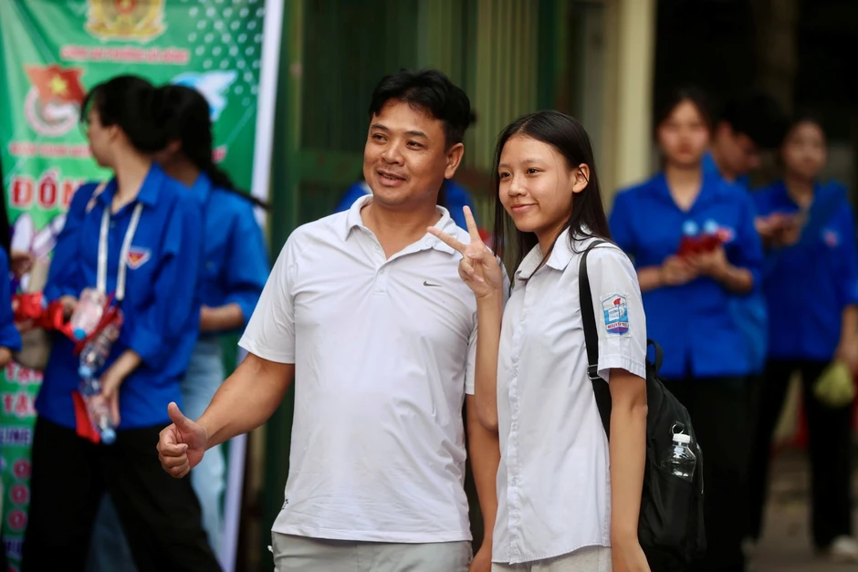 Lời giải đề thi lớp 10 chuyên Toán, Tin Hà Nội năm 2026 Lời giải đề thi lớp 10 chuyên Toán, Tin Hà Nội năm 2026