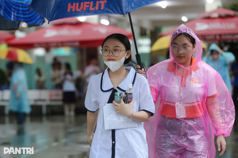 Lưu ý đặc biệt về thời tiết trong những ngày thi lớp 10 tại TPHCM Lưu ý đặc biệt về thời tiết trong những ngày thi lớp 10 tại TPHCM
