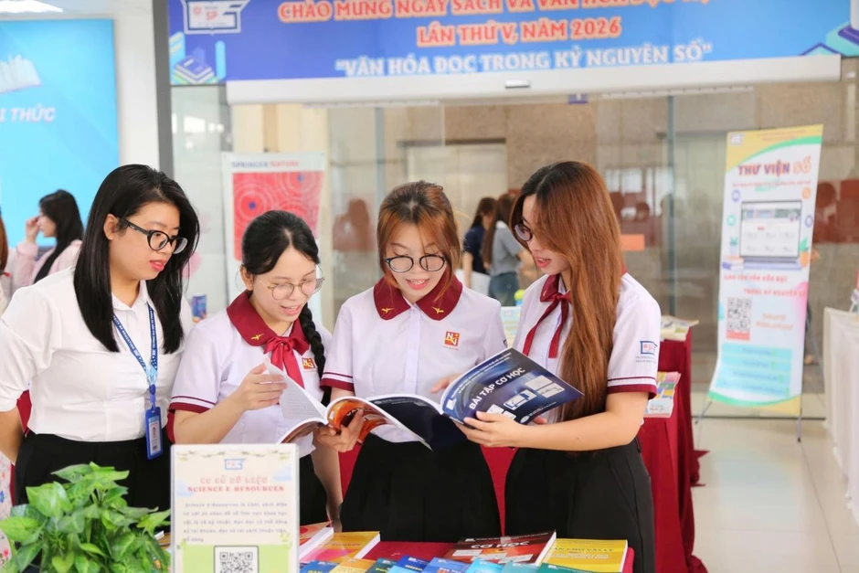 Lý do điểm chuẩn sư phạm vẫn cao chót vót, có ngành gần 9,95 điểm/môn Lý do điểm chuẩn sư phạm vẫn cao chót vót, có ngành gần 9,95 điểm/môn