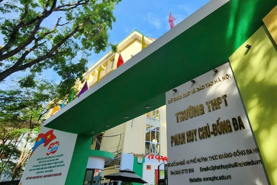 Một trường công ở Hà Nội sẽ thưởng 50 triệu đồng cho thủ khoa thi vào lớp 10 Một trường công ở Hà Nội sẽ thưởng 50 triệu đồng cho thủ khoa thi vào lớp 10