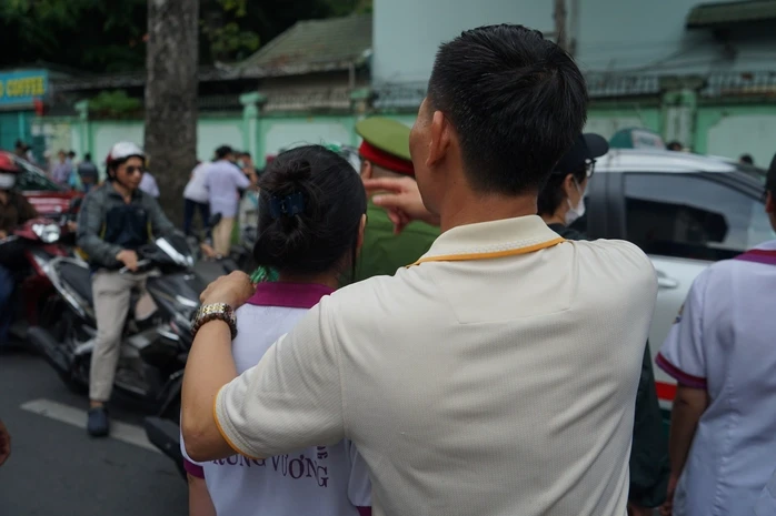 Mùa thi của con, nỗi lòng của cha mẹ Mùa thi của con, nỗi lòng của cha mẹ