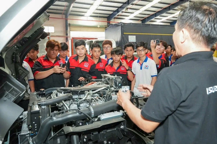 Nhiều ngành học không bị AI thay thế trong giáo dục Nhiều ngành học không bị AI thay thế trong giáo dục