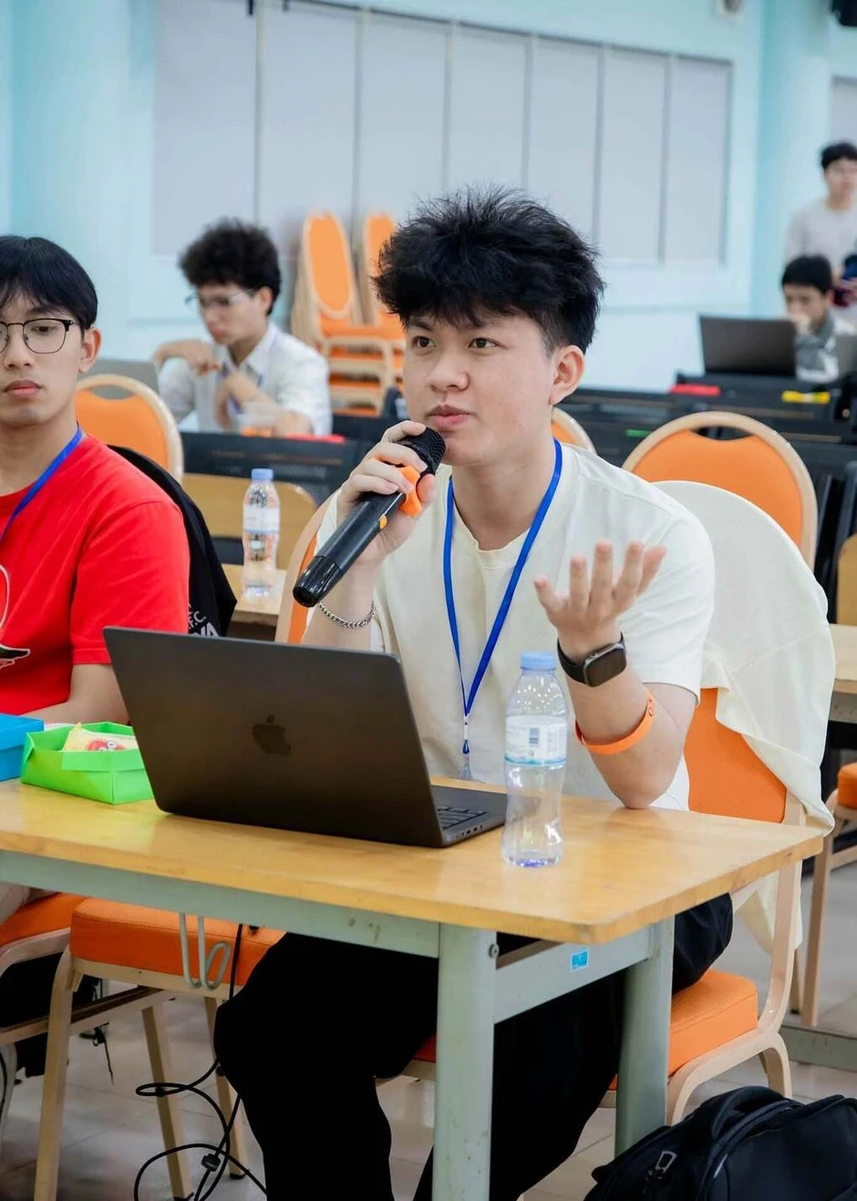 Nhiều sinh viên FPTU được tuyển dụng trước tốt nghiệp Nhiều sinh viên FPTU được tuyển dụng trước tốt nghiệp