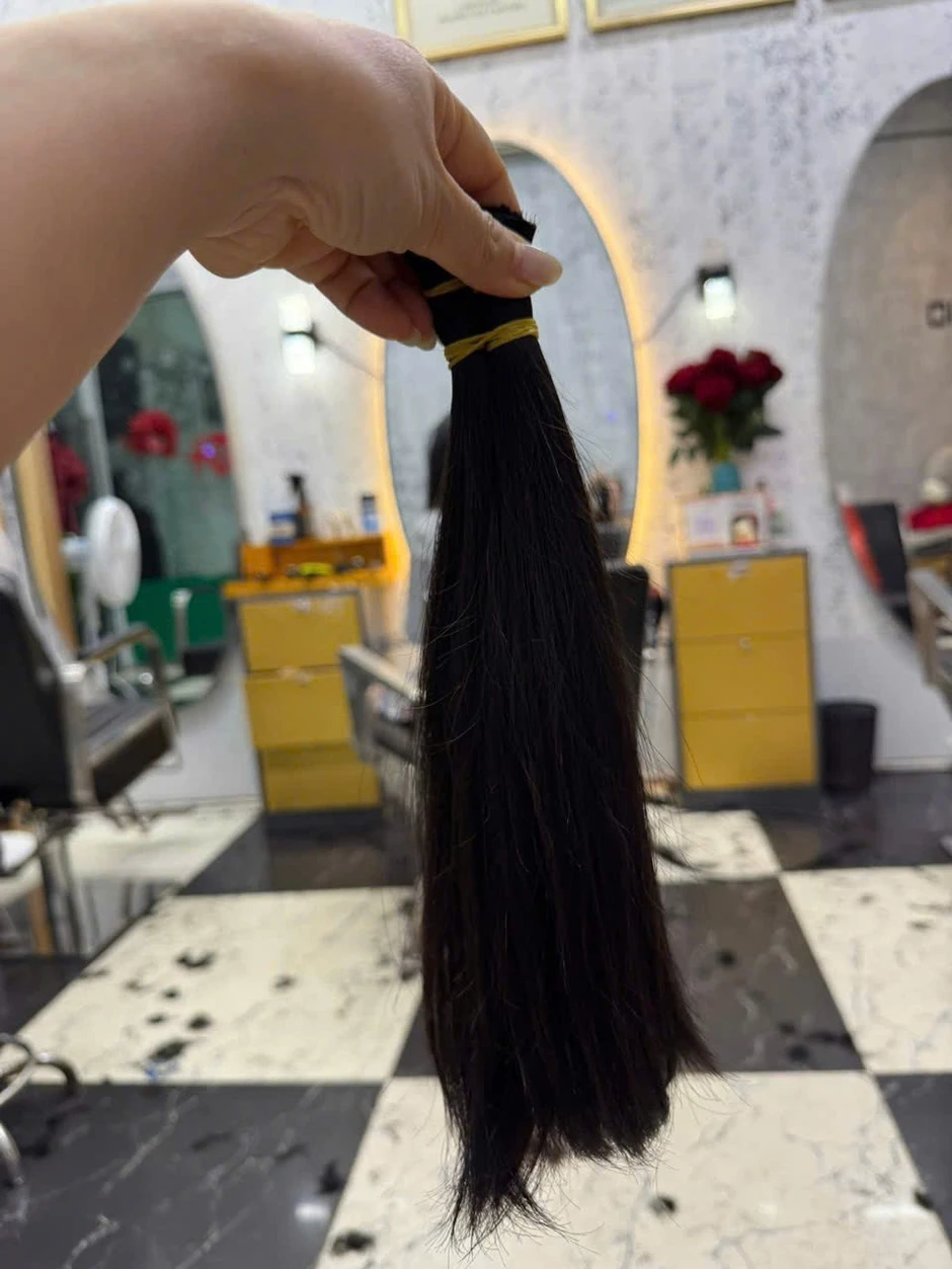 Nữ sinh Hà Nội giành "cú đúp" thủ khoa, làm điều đặc biệt sau kỳ thi lớp 10