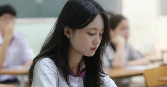Ôn thi nước rút môn vật lý: Thử nhiều khung giờ để tìm ra giờ học hiệu quả