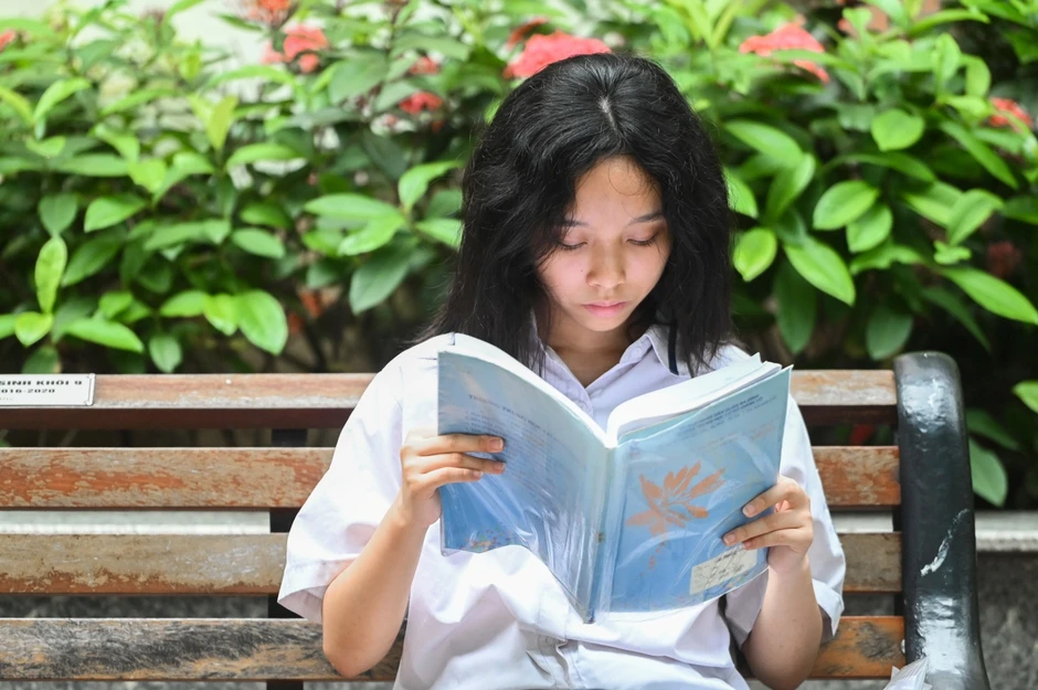 Phụ huynh ‘canh’ nguyện vọng lớp 10 từng giờ, chốt đăng ký như chứng khoán Phụ huynh ‘canh’ nguyện vọng lớp 10 từng giờ, chốt đăng ký như chứng khoán