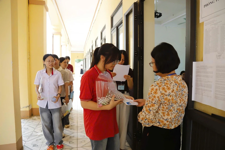 Phú Thọ công bố điểm chuẩn trúng tuyển vào lớp 10, thấp nhất 6,25 điểm Phú Thọ công bố điểm chuẩn trúng tuyển vào lớp 10, thấp nhất 6,25 điểm