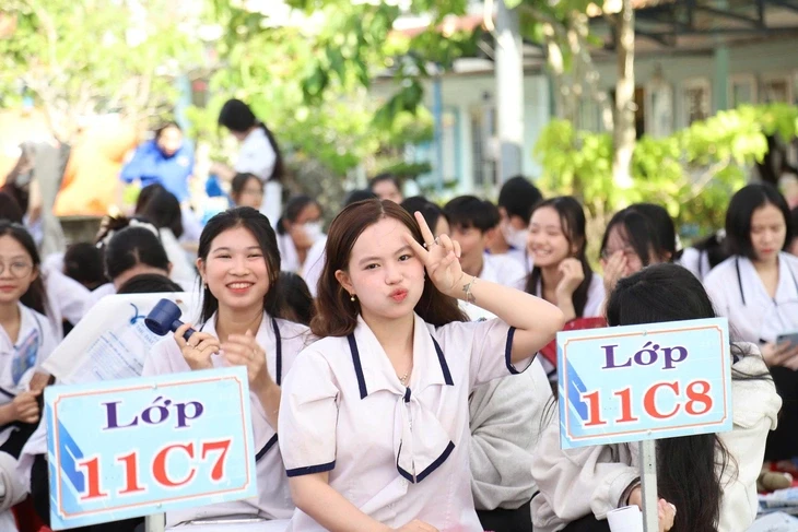 Sáng nay tư vấn tuyển sinh hướng nghiệp tại Cà Mau Sáng nay tư vấn tuyển sinh hướng nghiệp tại Cà Mau