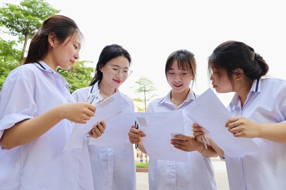 Siết xét tuyển đại học: Căng sức khi nhiều phương thức, rút còn 1 lại khó thí sinh Siết xét tuyển đại học: Căng sức khi nhiều phương thức, rút còn 1 lại khó thí sinh