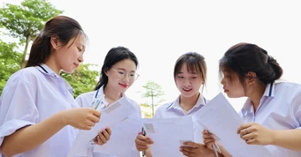 Siết xét tuyển đại học: Căng sức khi nhiều phương thức, rút còn 1 lại khó thí sinh