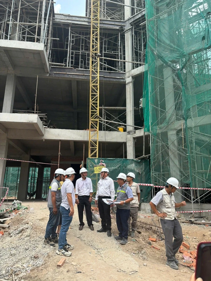 Sở GD-ĐT TPHCM nói về "điểm nóng" thiếu hụt trường lớp và giáo viên Sở GD-ĐT TPHCM nói về "điểm nóng" thiếu hụt trường lớp và giáo viên