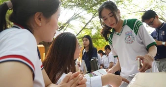 Talkshow “Lối đi thông minh sau tốt nghiệp THPT” giúp học sinh lựa chọn ngành nghề