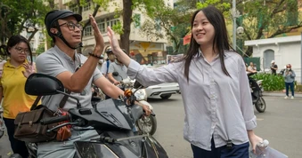 Thi lớp 10 Hà Nội: Gần 400 thí sinh bỏ thi môn ngữ văn, 1 em bị đình chỉ