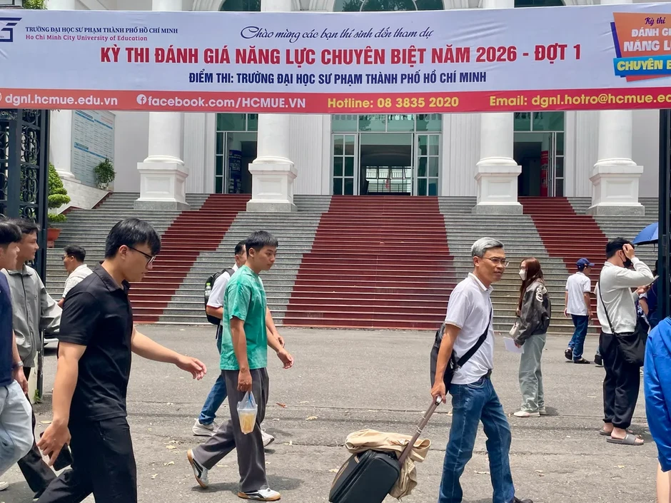 Thí sinh dự thi Đánh giá năng lực chuyên biệt của Đại học Sư phạm TP Hồ Chí Minh tăng vọt Thí sinh dự thi Đánh giá năng lực chuyên biệt của Đại học Sư phạm TP Hồ Chí Minh tăng vọt