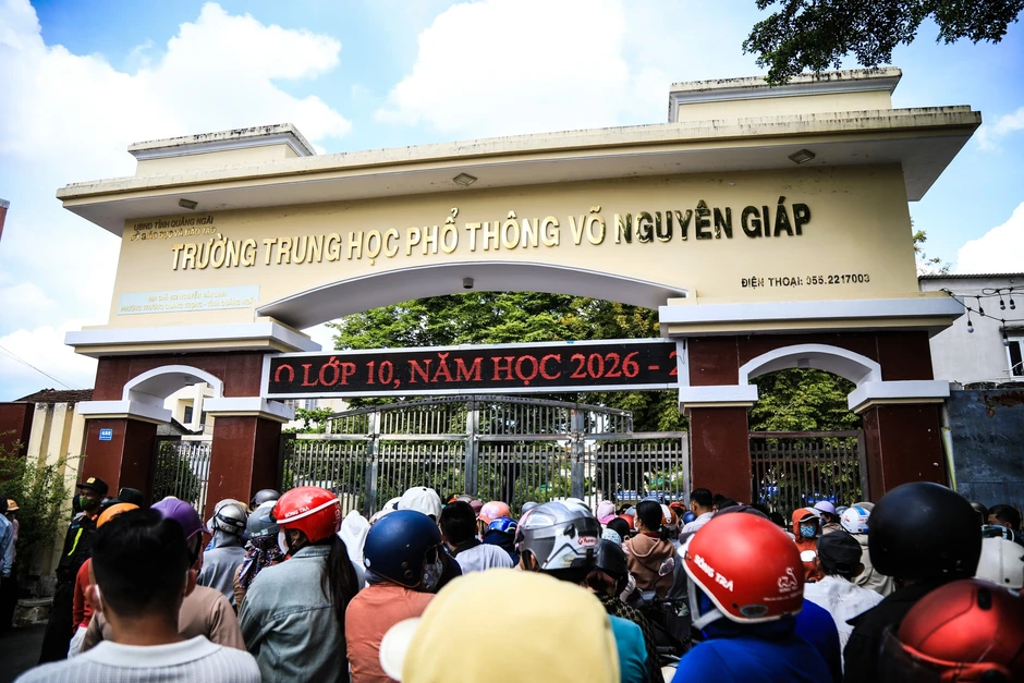 Thí sinh lớp 10 Quảng Ngãi tự tin với đề môn văn nói về 'niềm tin'