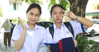 Thí sinh lớp 10 Quảng Ngãi tự tin với đề môn văn nói về 'niềm tin'