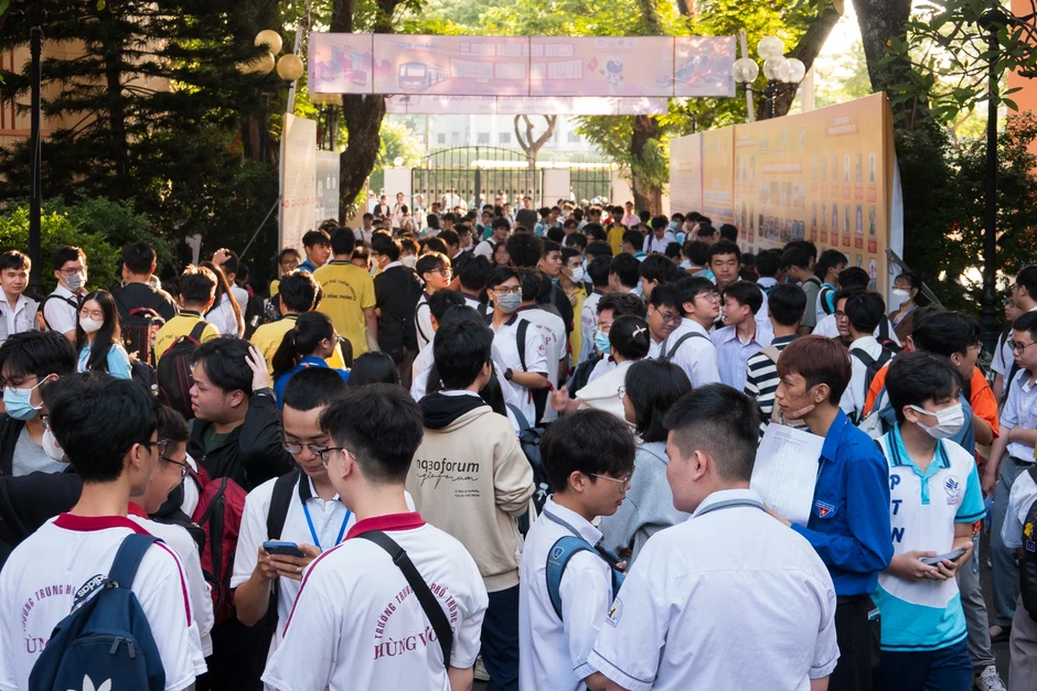 Thí sinh trên 1.000 điểm thi đánh giá năng lực bật mí cách đạt điểm cao Thí sinh trên 1.000 điểm thi đánh giá năng lực bật mí cách đạt điểm cao