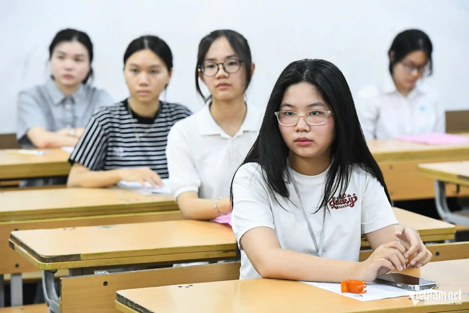 Thi tốt nghiệp THPT trên máy tính: Lứa học sinh thi đầu tiên cần chuẩn bị gì? Thi tốt nghiệp THPT trên máy tính: Lứa học sinh thi đầu tiên cần chuẩn bị gì?