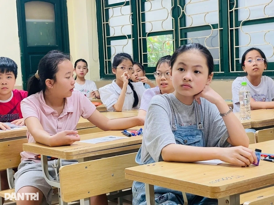 Thủ tục bắt buộc với cha mẹ có con vào lớp 1, lớp 6 tại Hà Nội Thủ tục bắt buộc với cha mẹ có con vào lớp 1, lớp 6 tại Hà Nội