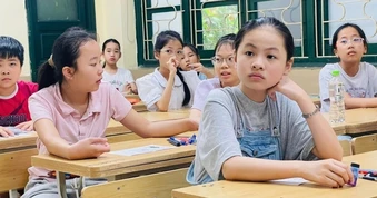 Thủ tục bắt buộc với cha mẹ có con vào lớp 1, lớp 6 tại Hà Nội