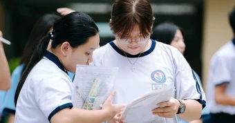 Tỉ lệ chọi lớp 10 TP.HCM biến động: Có nên đổi nguyện vọng cho 'an toàn'?