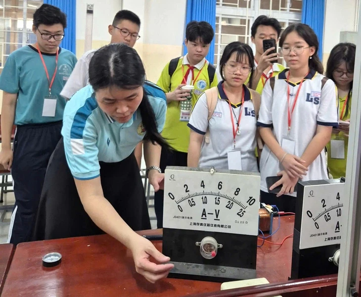 TP.HCM công bố điều kiện tuyển thẳng lớp 10 và cách đăng ký TP.HCM công bố điều kiện tuyển thẳng lớp 10 và cách đăng ký
