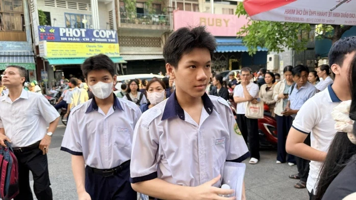 TPHCM: Điểm chuẩn Trường Phổ thông Năng khiếu vừa được công bố TPHCM: Điểm chuẩn Trường Phổ thông Năng khiếu vừa được công bố