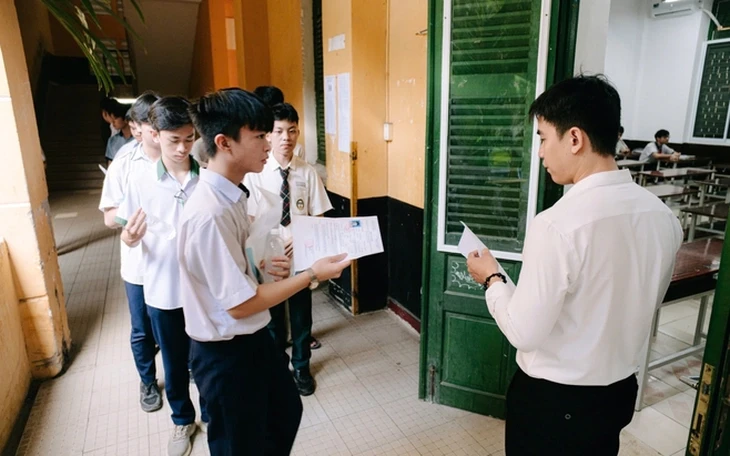TP.HCM dự kiến bỏ thi lớp 10, phụ huynh mừng, giáo viên lo TP.HCM dự kiến bỏ thi lớp 10, phụ huynh mừng, giáo viên lo