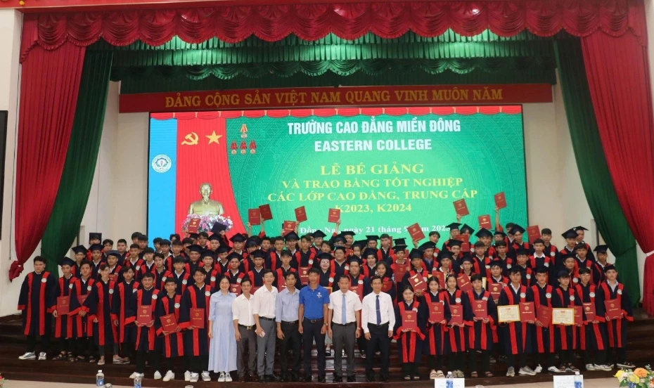 Trường Cao đẳng Miền Đông – Đào tạo gắn với thực tiễn, kiến tạo giá trị bền vững Trường Cao đẳng Miền Đông – Đào tạo gắn với thực tiễn, kiến tạo giá trị bền vững