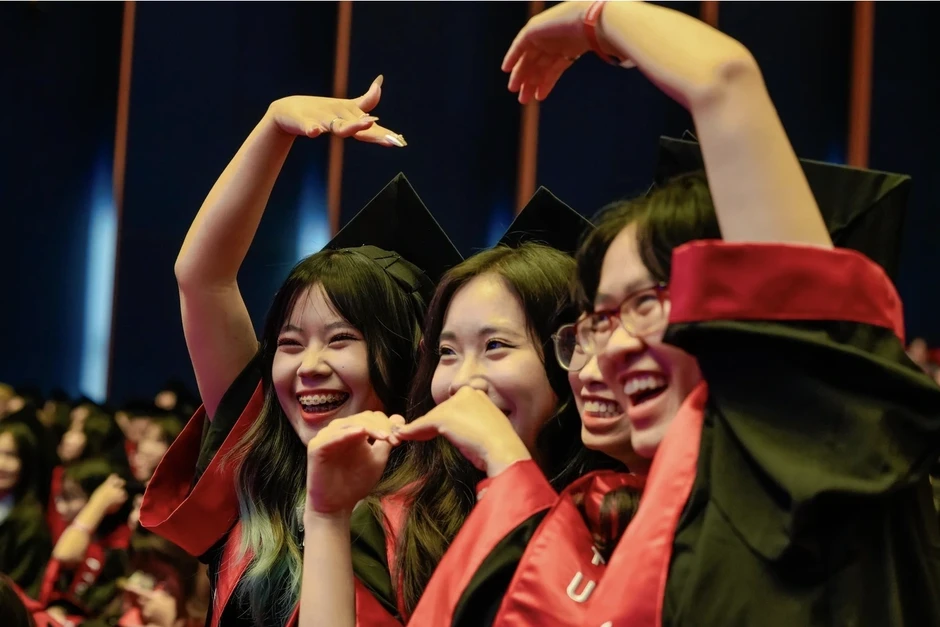 Trường Đại học Ngoại thương công bố điểm chuẩn 25-29,7 Trường Đại học Ngoại thương công bố điểm chuẩn 25-29,7