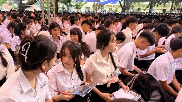 Trường ĐH Công nghệ thông tin công bố lộ trình tăng học phí Trường ĐH Công nghệ thông tin công bố lộ trình tăng học phí