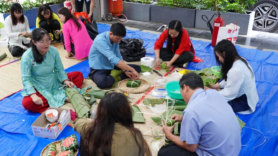 Trường ĐH Luật TP.HCM tăng thưởng tết cho gần 500 giảng viên, người lao động