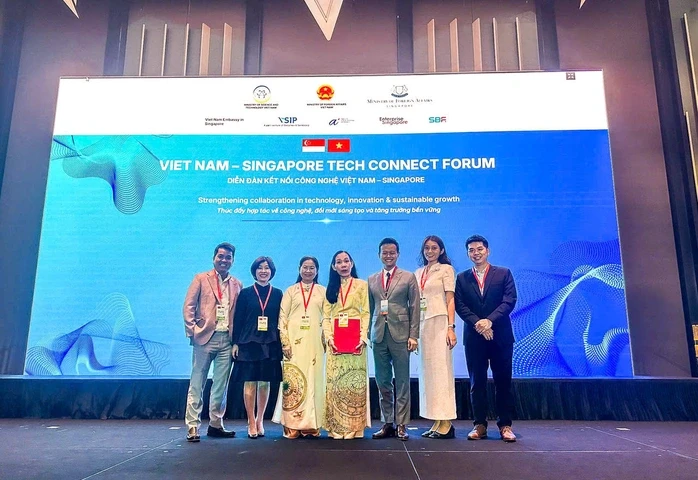 Trường ĐH Văn Lang hợp tác Singapore mở cơ hội cho sinh viên Trường ĐH Văn Lang hợp tác Singapore mở cơ hội cho sinh viên
