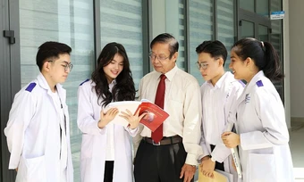 Trường Y đầu tiên dự kiến bỏ xét riêng điểm thi tốt nghiệp