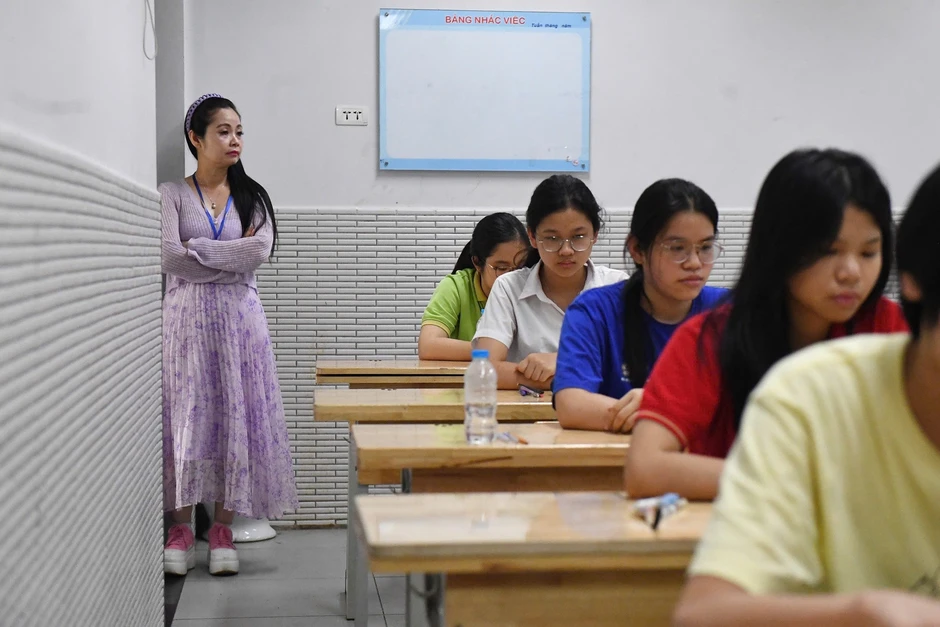 Trượt nguyện vọng 1 thi lớp 10 chuyên Hà Nội, xét đỗ hệ không chuyên ra sao? Trượt nguyện vọng 1 thi lớp 10 chuyên Hà Nội, xét đỗ hệ không chuyên ra sao?