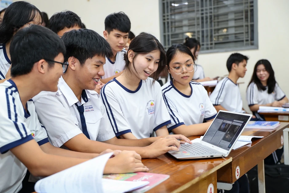 Tuyển sinh ĐH 2026: Chứng chỉ ngoại ngữ không còn là 'tấm vé ưu tiên'? Tuyển sinh ĐH 2026: Chứng chỉ ngoại ngữ không còn là 'tấm vé ưu tiên'?
