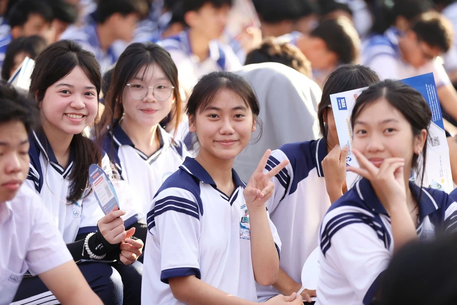 Tuyển sinh ĐH 2026: Thí sinh vẫn chiếm nhiều lợi thế nếu có chứng chỉ IELTS Tuyển sinh ĐH 2026: Thí sinh vẫn chiếm nhiều lợi thế nếu có chứng chỉ IELTS