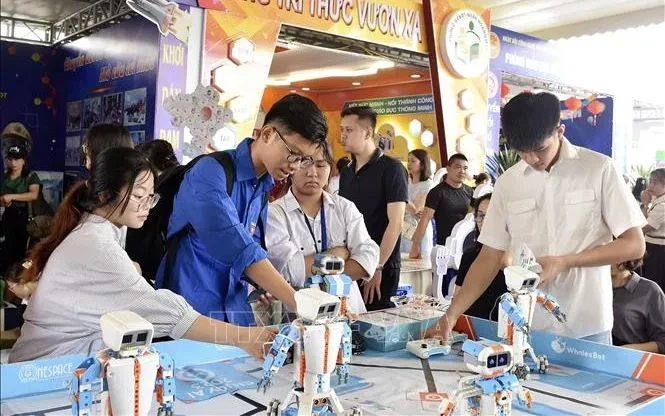 Vì sao Lịch sử, Tin học và Công nghệ đồng loạt 'hút' mạnh người học? Vì sao Lịch sử, Tin học và Công nghệ đồng loạt 'hút' mạnh người học?