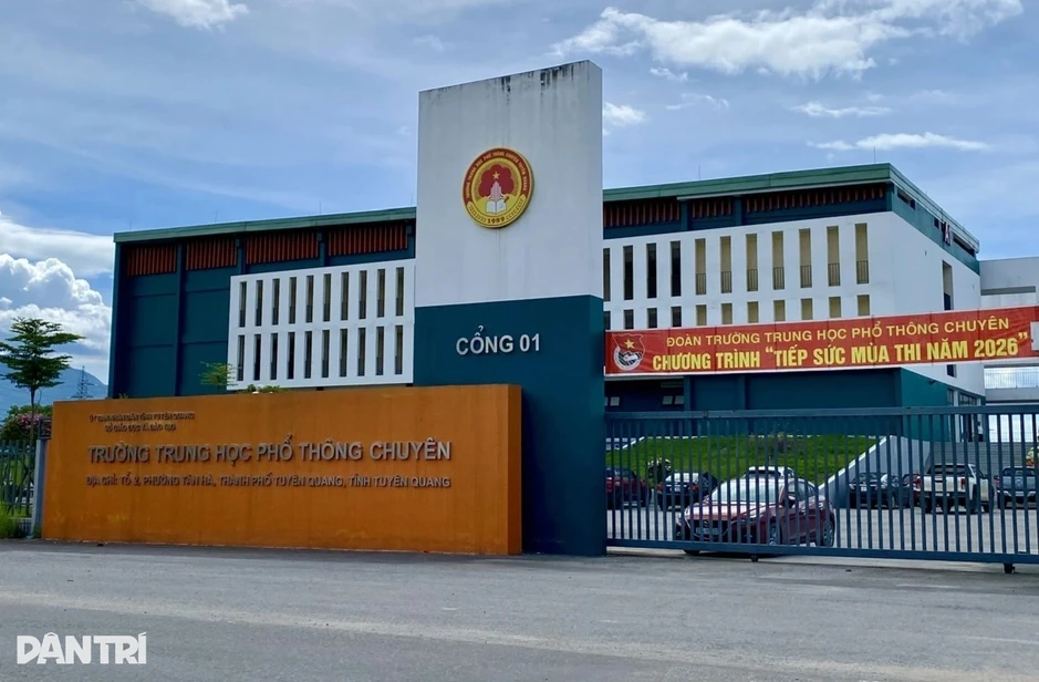 Vì sao Quảng Trị hủy kết quả còn thí sinh chuyên Tuyên Quang được thi lại? Vì sao Quảng Trị hủy kết quả còn thí sinh chuyên Tuyên Quang được thi lại?
