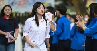 Vì sao thi lớp 10 căng thẳng hơn thi đại học?