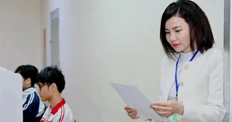 Vì sao thủ khoa “xô đổ kỷ lục” sai 9 câu vẫn đạt điểm gần tối đa?