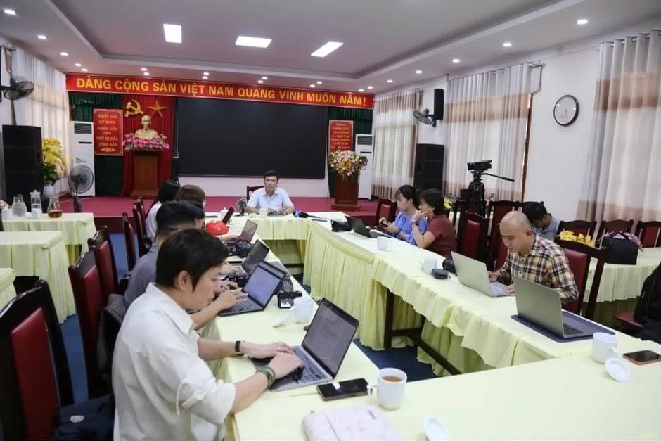 Vụ 147 điểm 10 Toán ở Tuyên Quang: 2 thí sinh tự do không đăng ký thi lại tốt nghiệp Vụ 147 điểm 10 Toán ở Tuyên Quang: 2 thí sinh tự do không đăng ký thi lại tốt nghiệp