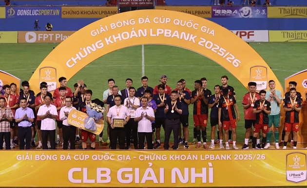 Bài học từ tấm HCĐ V.League của Ninh Bình